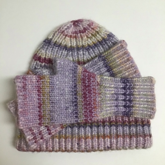 Pastel Knit Hat Gloves SET Ski Cap Beanie & Matching Fingerless Mittens Texting - Picture 2 of 11